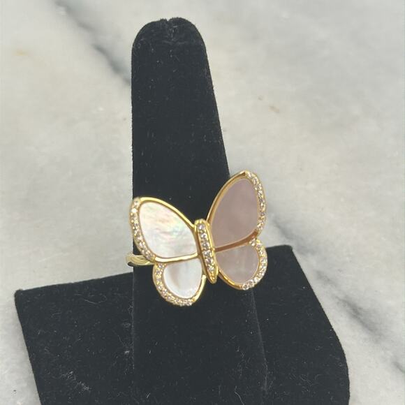 NWOT real mother of pearl butterfly gold plated ring - Picture 2 of 5